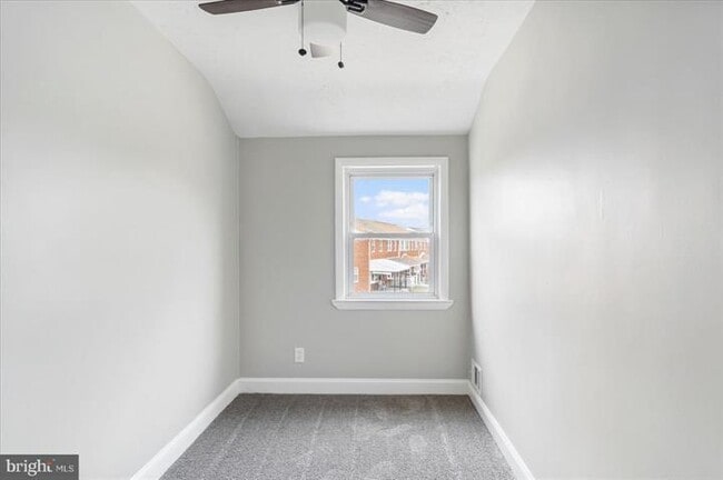 Building Photo - 403 Edmunds Way