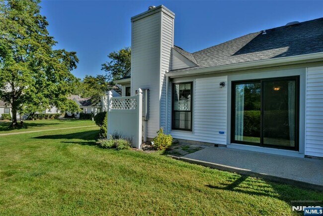 Building Photo - 79 Konight Ct