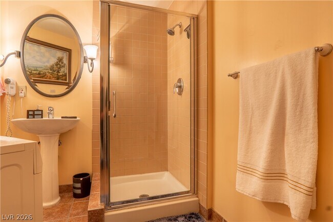 Building Photo - 30 Strada Di Villaggio