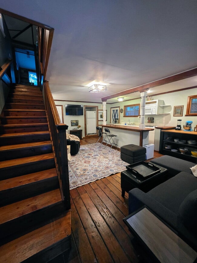 Building Photo - COMING SOON! The Carriage House – Furnished 2 Bedroom + Office in Beautiful Boulder Creek ALL uti...