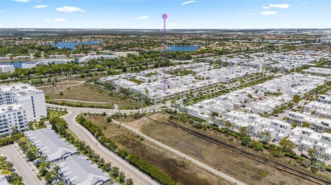 Building Photo - 6308 NW 104th Path