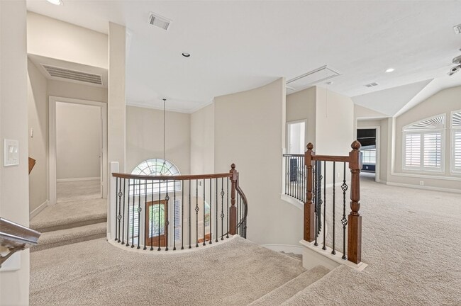 Building Photo - 5803 Grandwood Ln