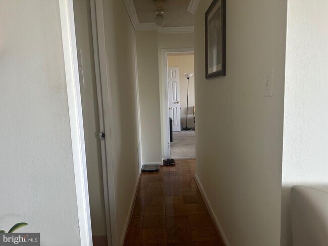 Building Photo - 2500 N Van Dorn St