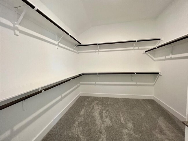 Building Photo - 577 Elm Green St