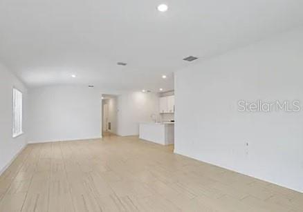 Building Photo - 71 Ararat Dr