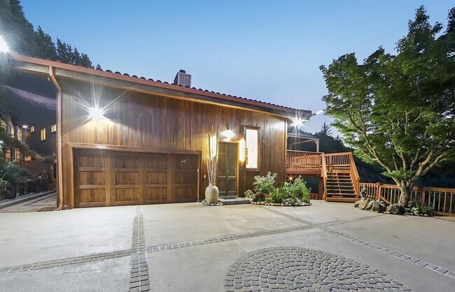 Building Photo - 16012 Flintlock Rd