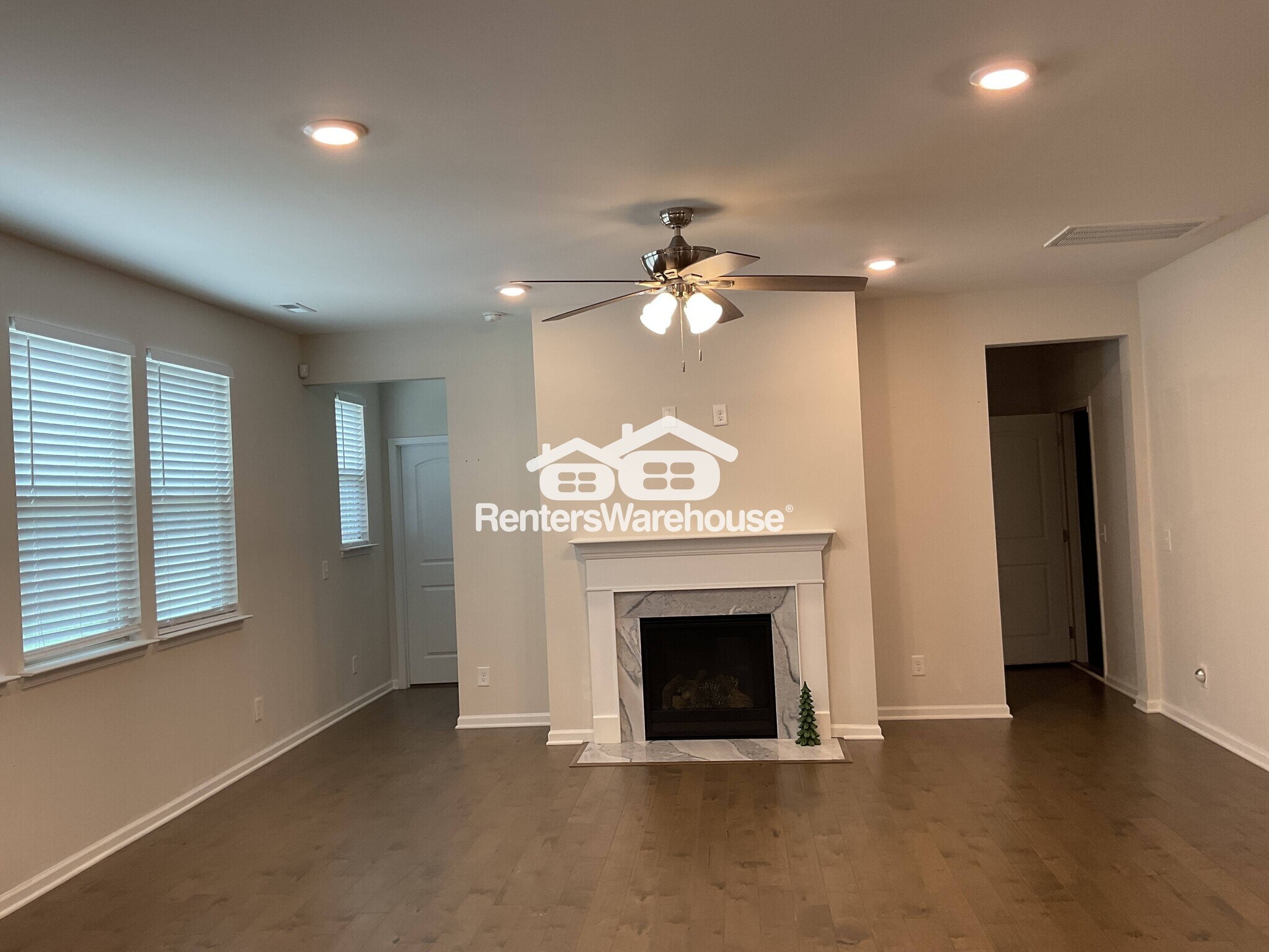 Building Photo - 11208 Irwin Oak Pl