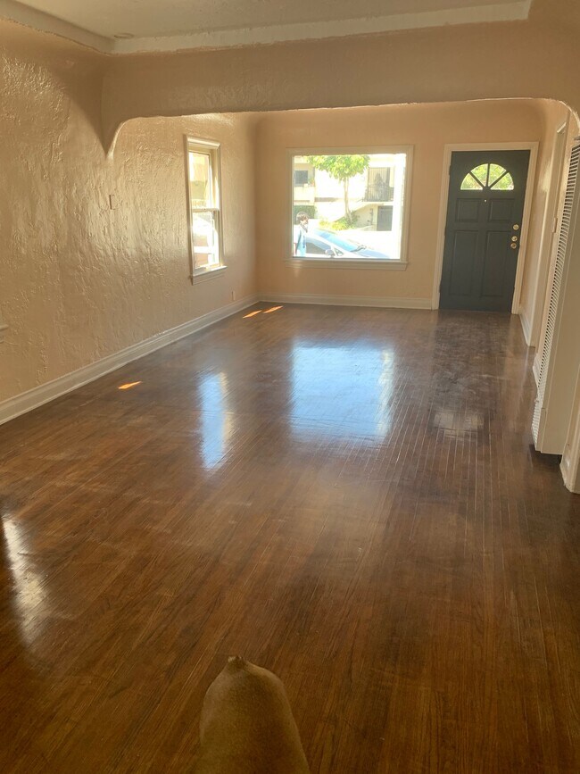Living / Dining Space - 10730 Palms Blvd
