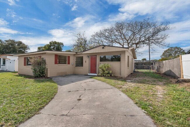 Building Photo - 7514 Mandarin Dr