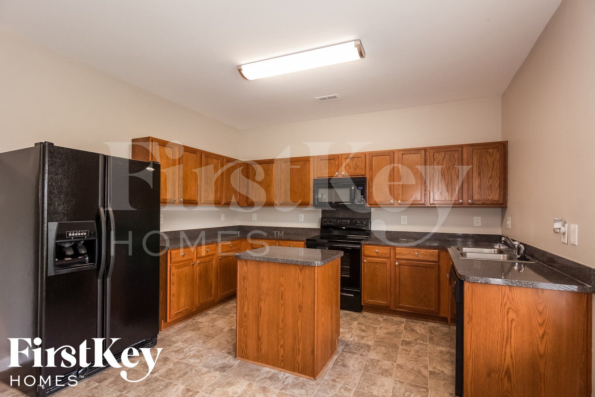 Building Photo - 1737 Larne Cir