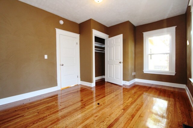 Building Photo - 1054 Sibley St NW