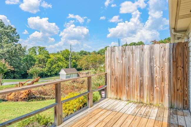 Building Photo - 9009 Fountain Brook Ln