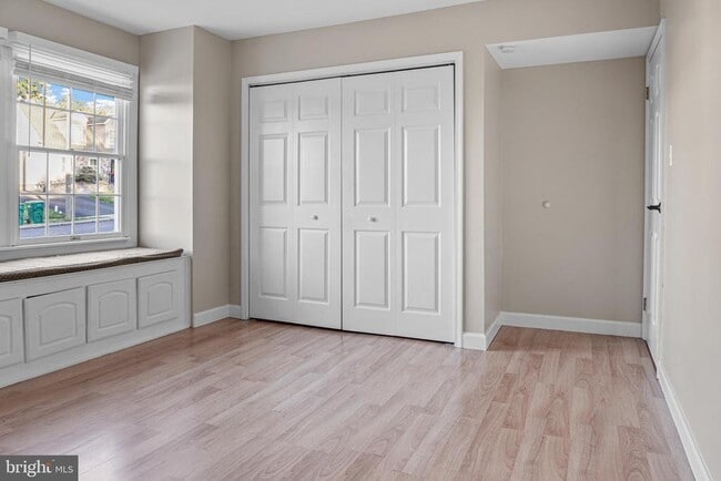 Building Photo - 226 Spring House Ln