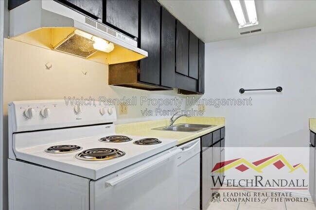 Building Photo - 2615 W 5625 S