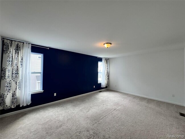 Building Photo - 278 Springview St