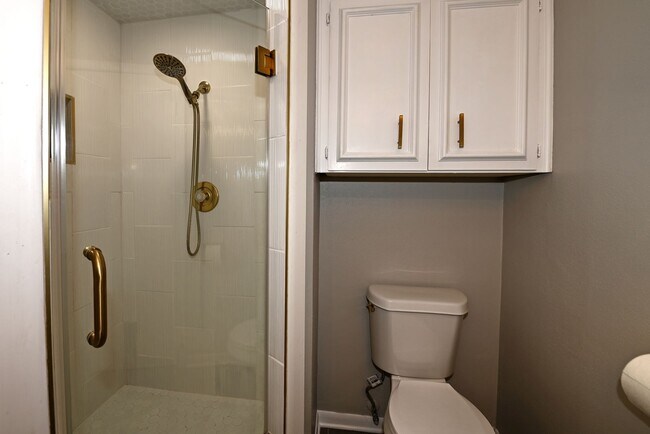Building Photo - ALAMO HEIGHTS SCHOOL DISTRICT CONDO
