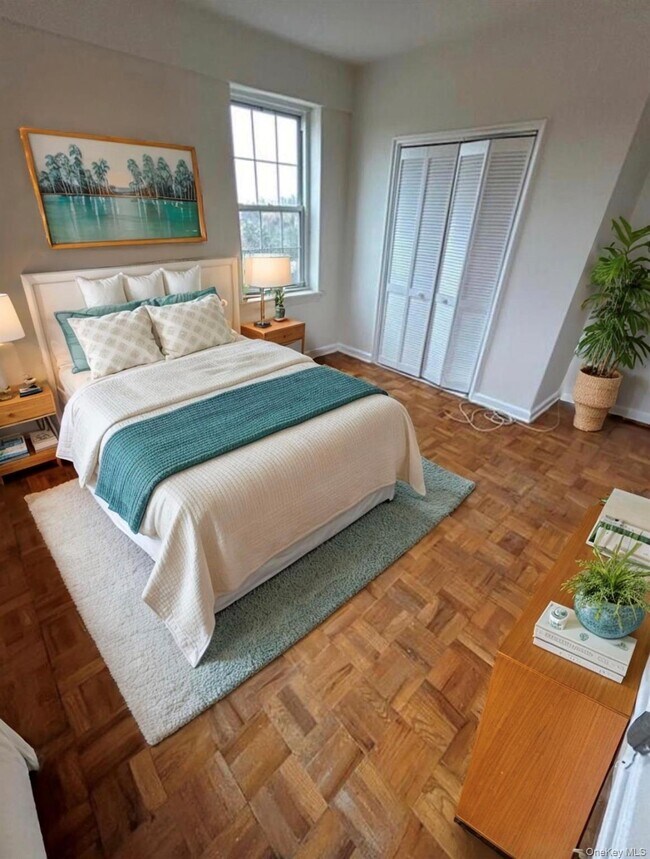 Building Photo - 220 Pelham Rd