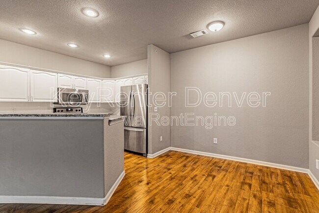 Building Photo - 7388 S Alkire St