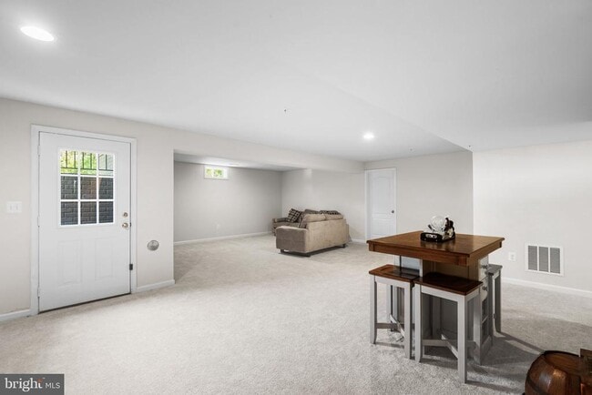 Building Photo - 6640 Timber Ridge Ln