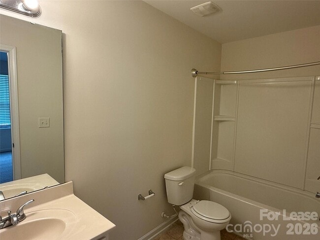 Building Photo - 4820 Lynn Lee Cir