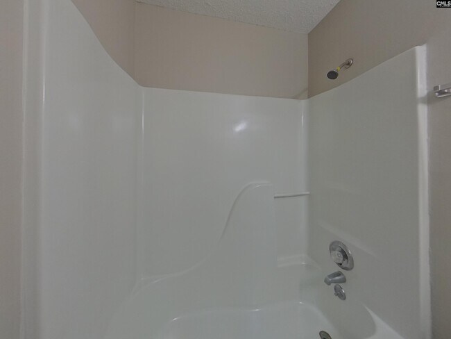 Building Photo - 108 Quinton Ln