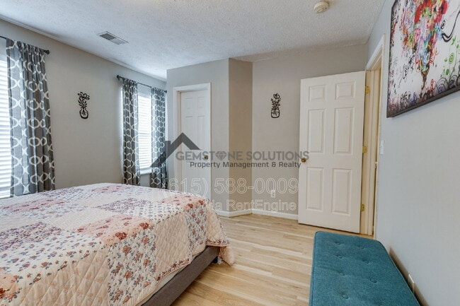 Building Photo - 668 Flintlock Ct