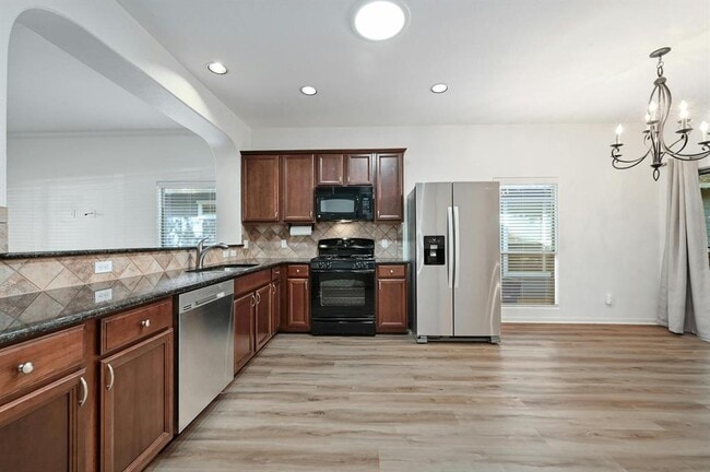 Building Photo - 2408 Amur Dr