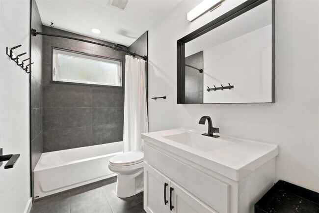 Building Photo - 5307 Prock Ln