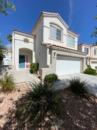 Building Photo - AMERICANA Property Mgmt - Impressive 3beds...