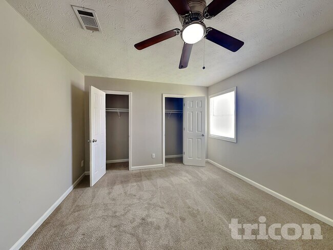 Building Photo - 868 Ashwood Crossing