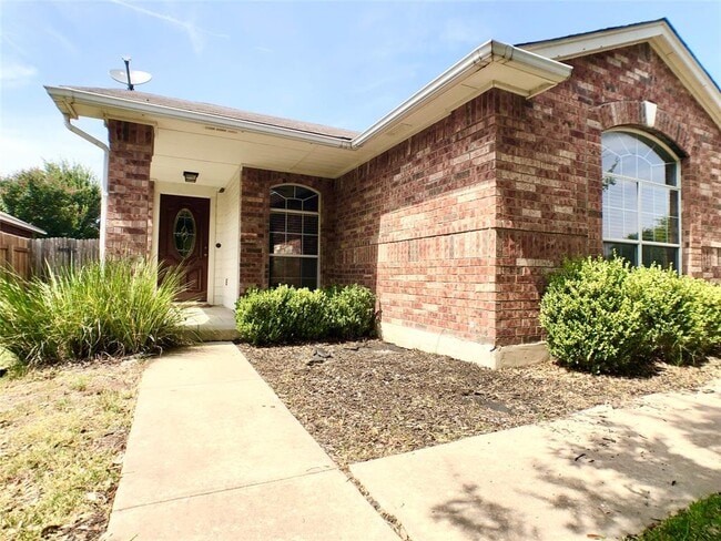 Building Photo - 2141 Pearson Way