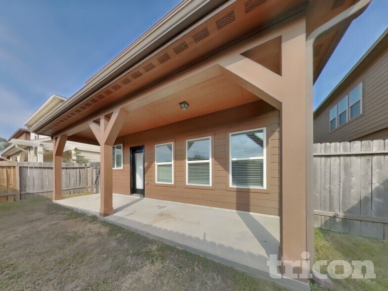 Building Photo - 2823 Arica Ln