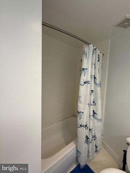 Building Photo - 1801 Calvert St NW