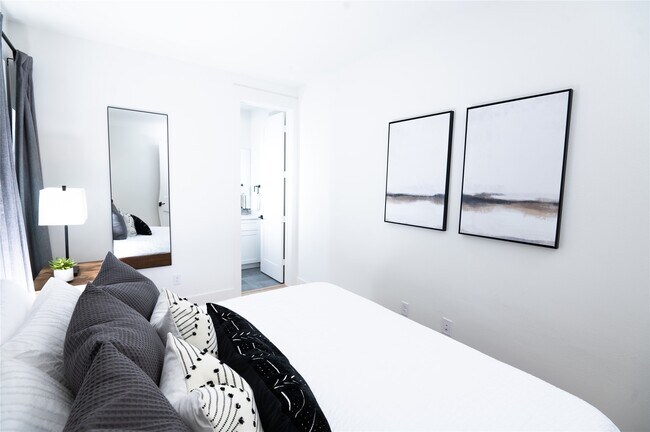 Building Photo - 3486 Luca St