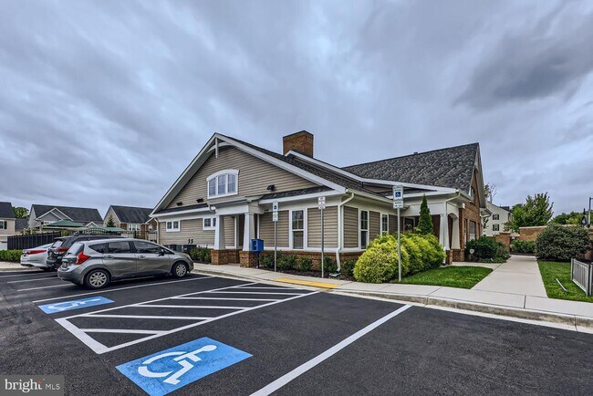 Building Photo - 10411 Campbell Blvd