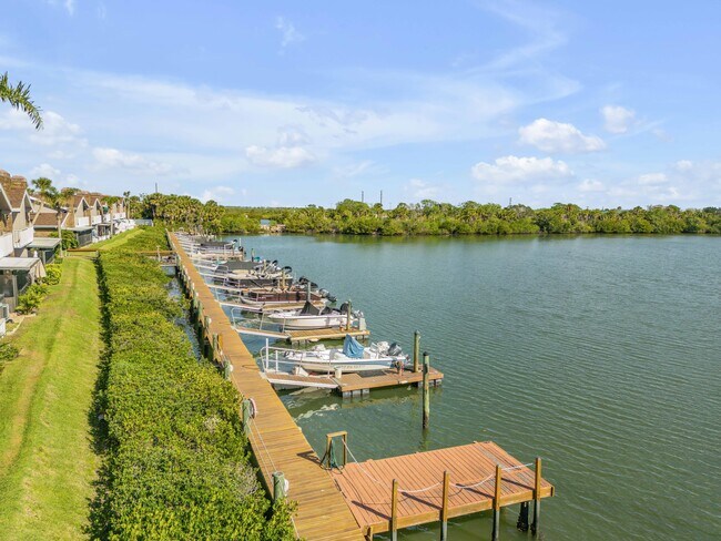 Building Photo - 129 Lagoon Ct