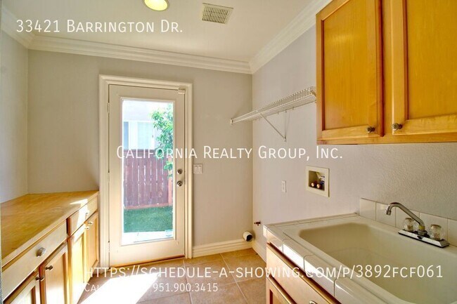 Building Photo - 33421 Barrington Dr