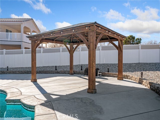 Building Photo - 14096 Branding Iron Dr