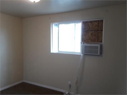 Building Photo - Wonderful Ogden Duplex