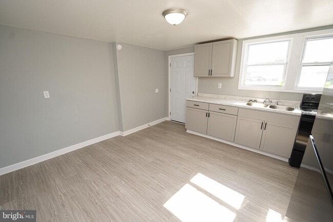 Building Photo - 30514 Dr William P. Hytche Blvd