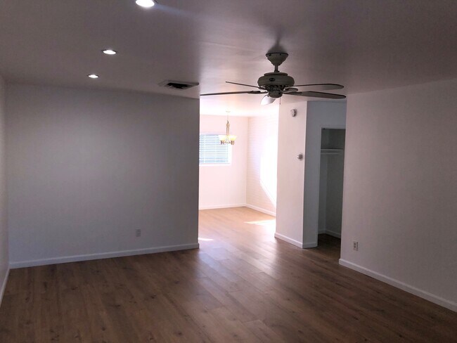 Building Photo - 5215 Sepulveda Blvd