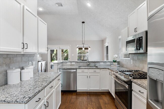 Building Photo - 5830 Whitwell Dr