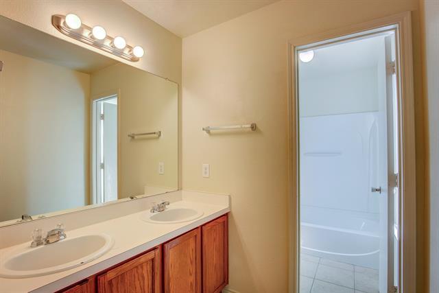 Building Photo - 1720 Desperado Rd