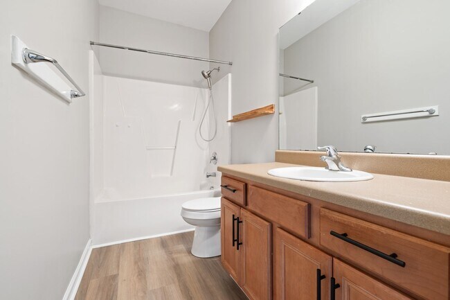 Building Photo - Renovated Split-Level Home in Hope Valley Farms