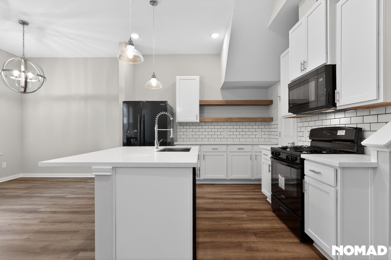 Building Photo - 208 Clark Rd