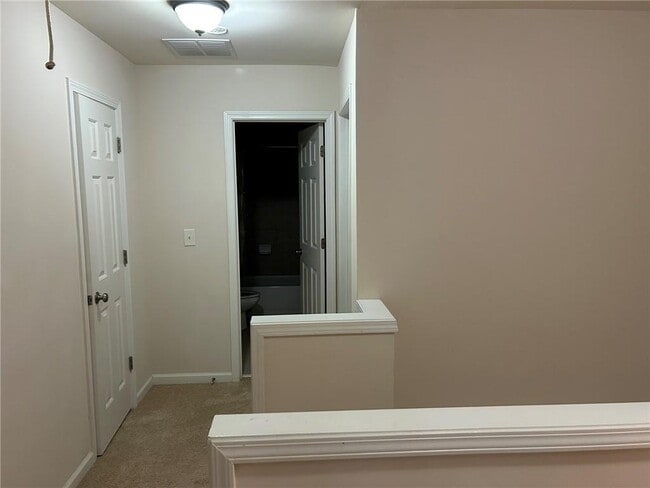 Building Photo - 2063 Hailston Dr NW