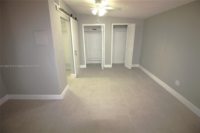 Building Photo - 11031 SW 43rd St