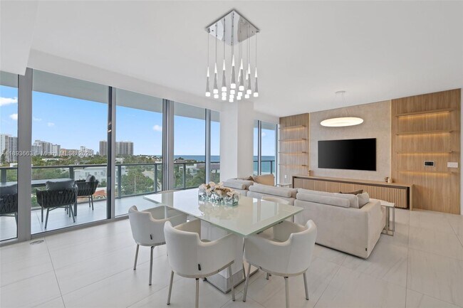 Building Photo - 2200 N Ocean Blvd