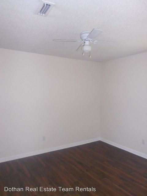Building Photo - 3 br, 2 bath House - 143 Tree Crest Rd