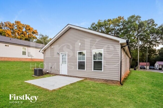 Building Photo - 47 Dulin Dr SW